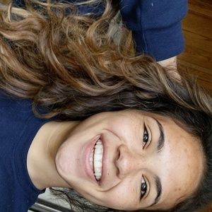 Meet your Posher, Mya